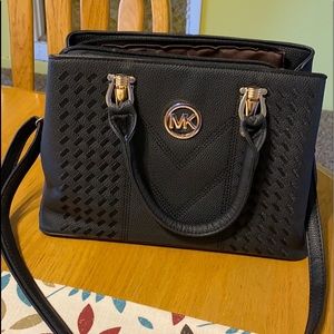 Non Authentic Michael Kors Purse